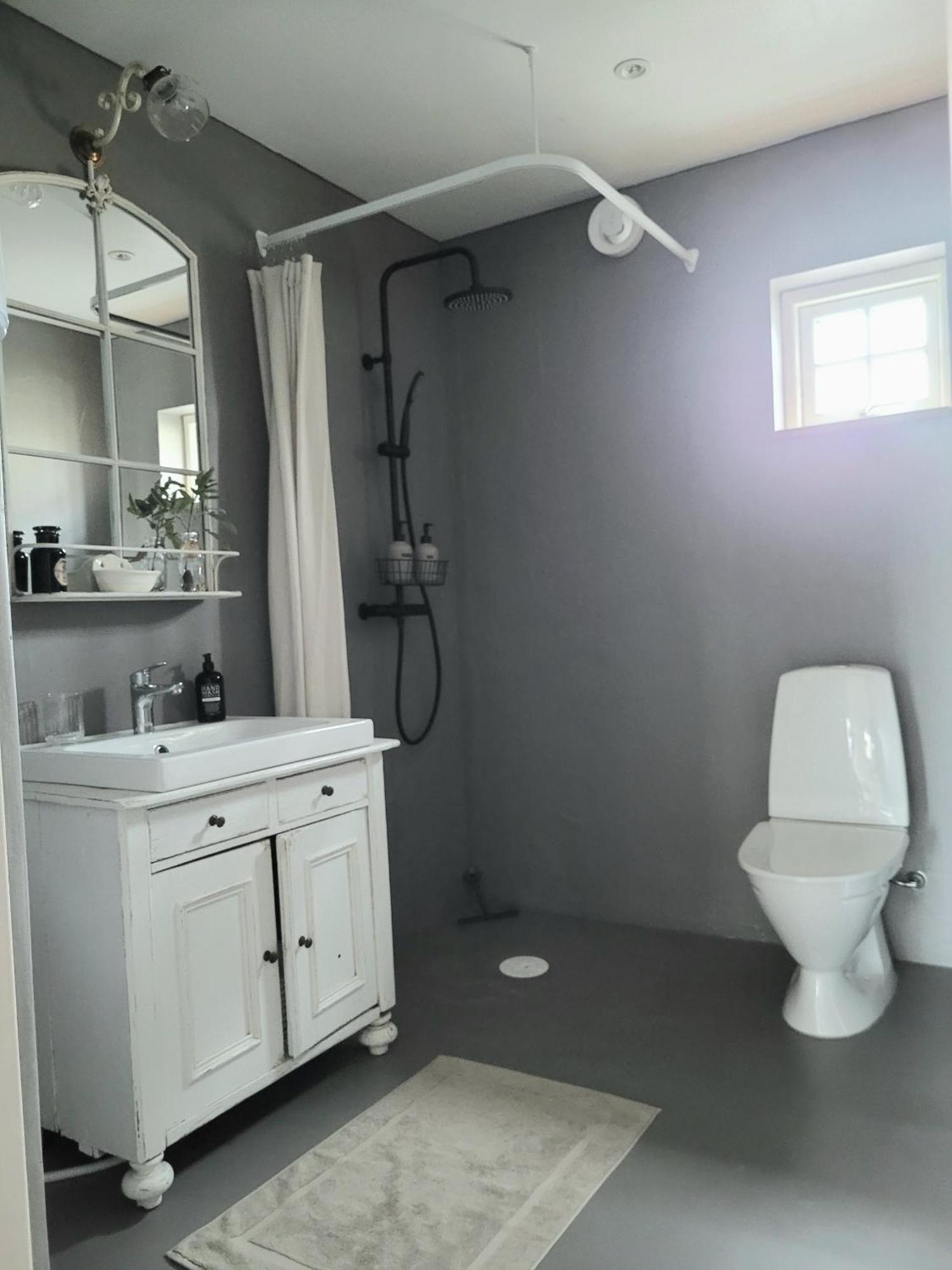 Mysigt Hus I Liten By Naera Havet Ystad Extérieur photo