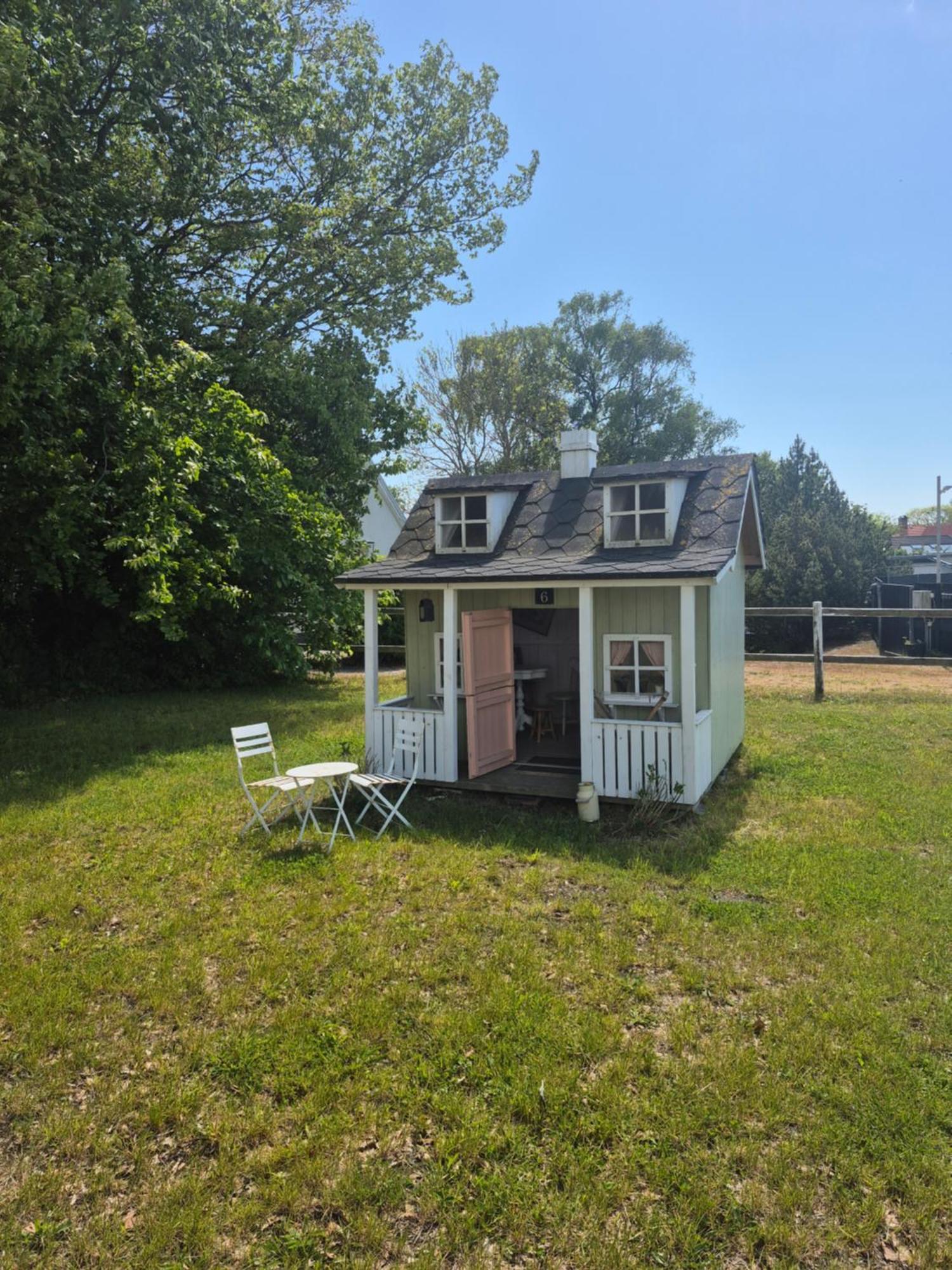 Mysigt Hus I Liten By Naera Havet Ystad Extérieur photo